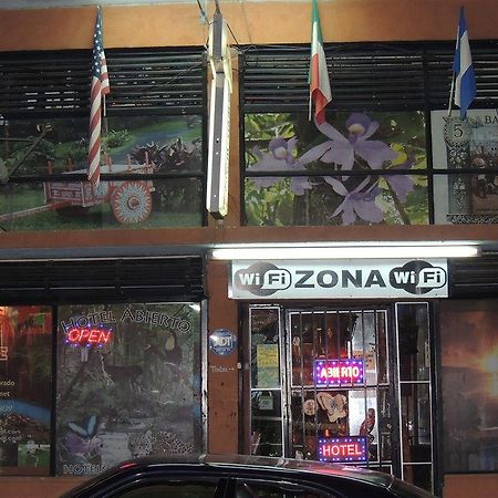 Hostal Del Este Santa Fe Σαν Χοσέ Εξωτερικό φωτογραφία
